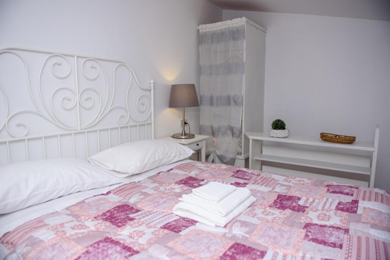 Medici Chapels Apartment, Near The Duomo!! فلورنس المظهر الخارجي الصورة